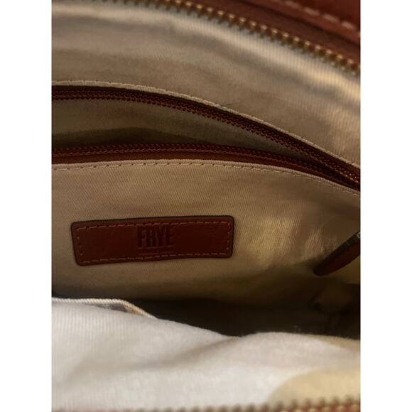 FRYE Messenger Crossbody Purse Bag Cognac Leather Top Zip - Picture 6 of 9